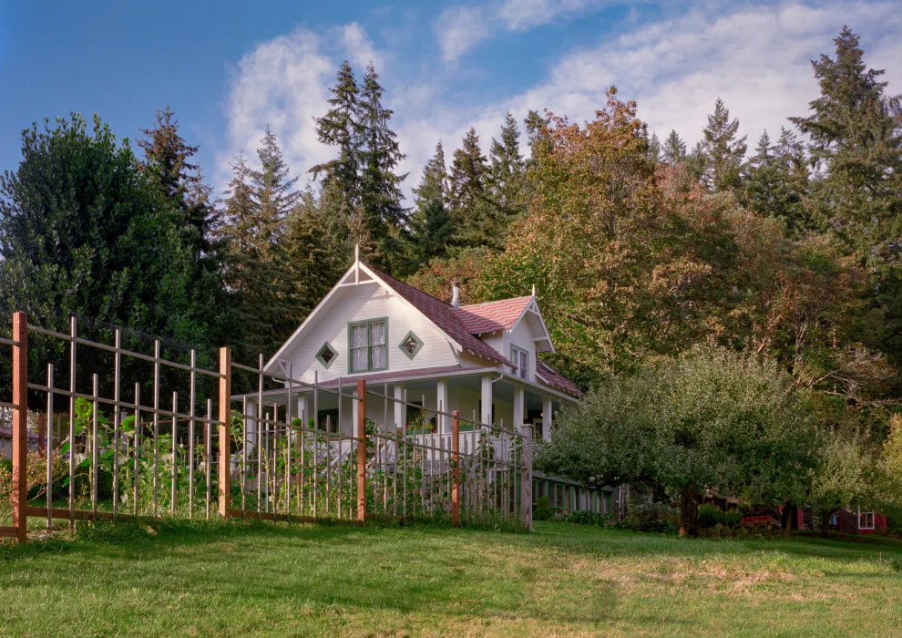 Bainbridge Farmhouse Renovation by Tom Kuniholm Architects - Photo 6