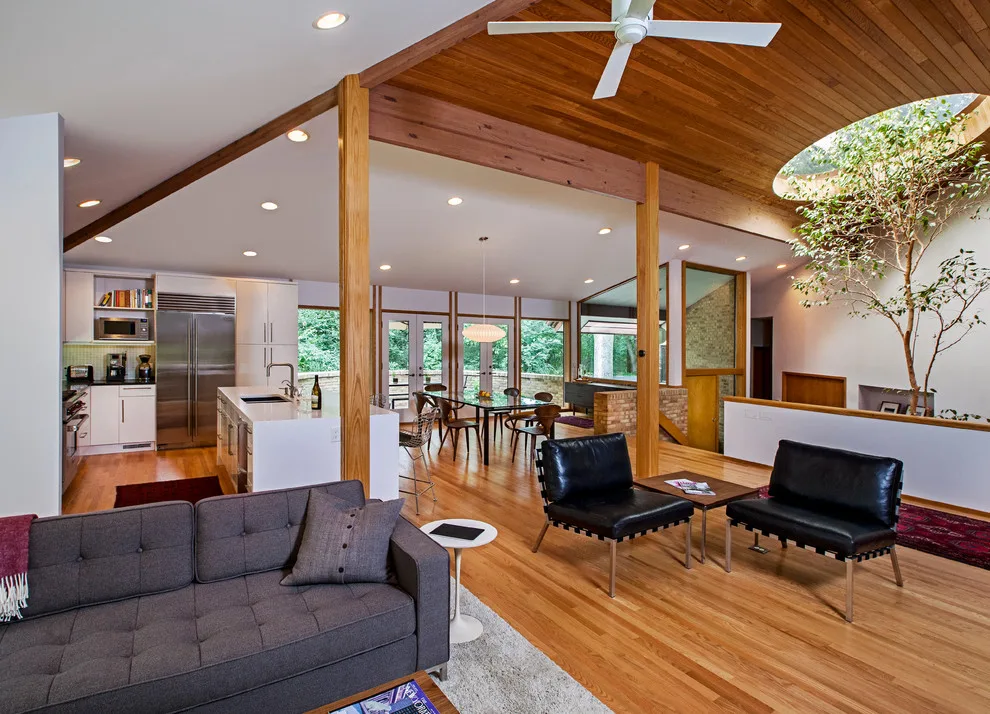 Barton Hills Modernist Design by Angelini And Associates Architects - Photo 6