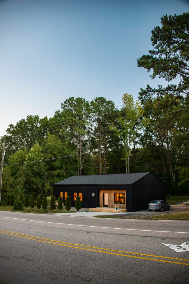 Basiq Black Residence by Habanero Architecture, PLLC - Photo 20