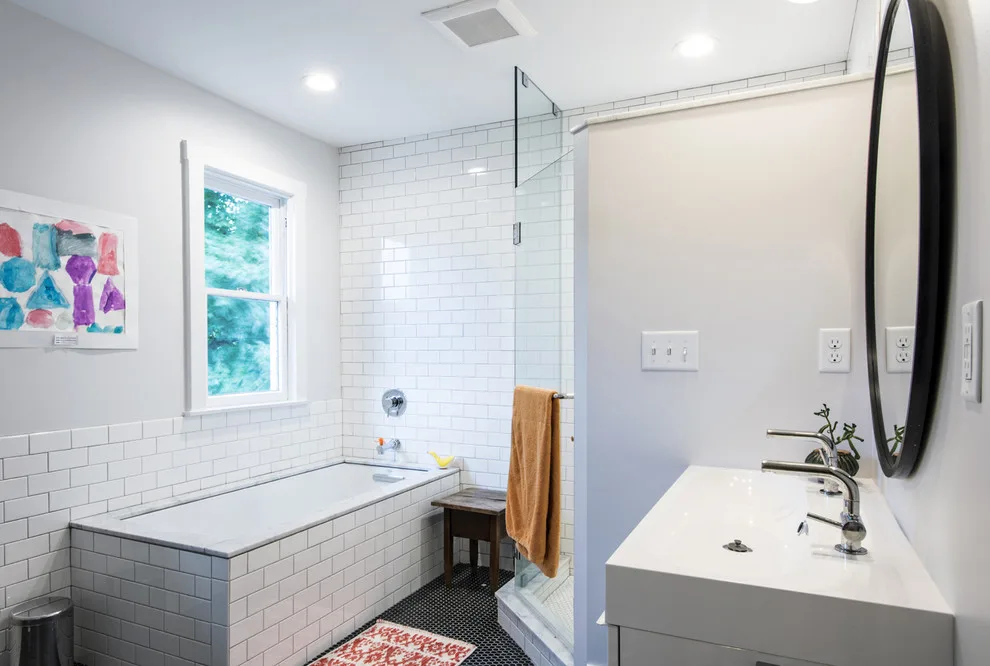 Franck's Restroom by Rock Paper Hammer - Photo 2