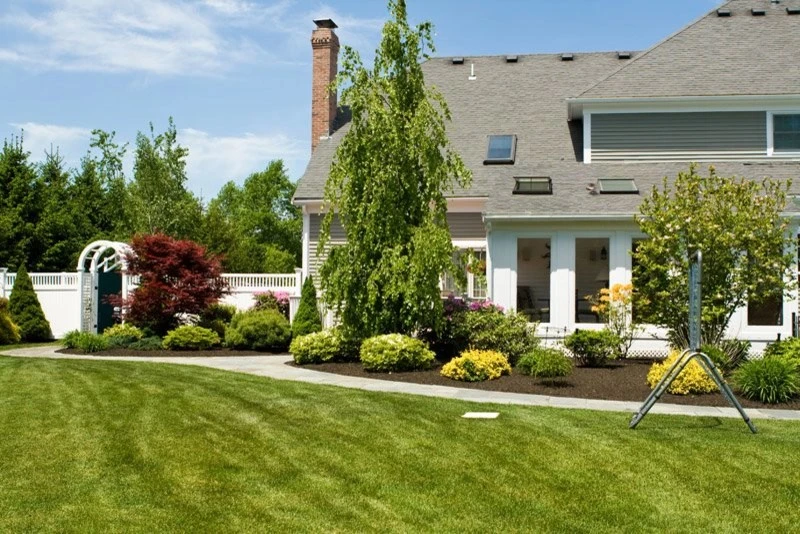 Landscape Projects by Lynch Landscape And Tree Service, Inc. - Photo 6