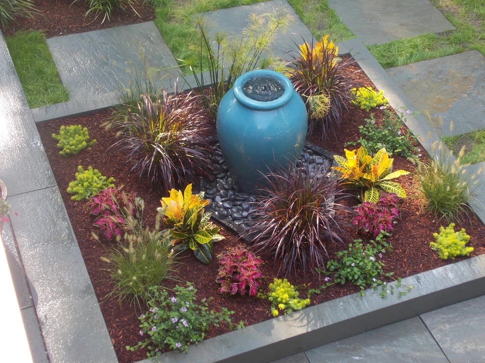 Sudbury Contemporary Oasis by Lynch Landscape And Tree Service, Inc. - Photo 6