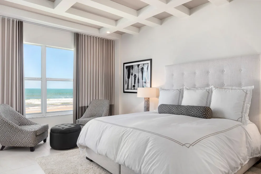 Coastal Apartment by Phil Kean Design Group - Photo 6