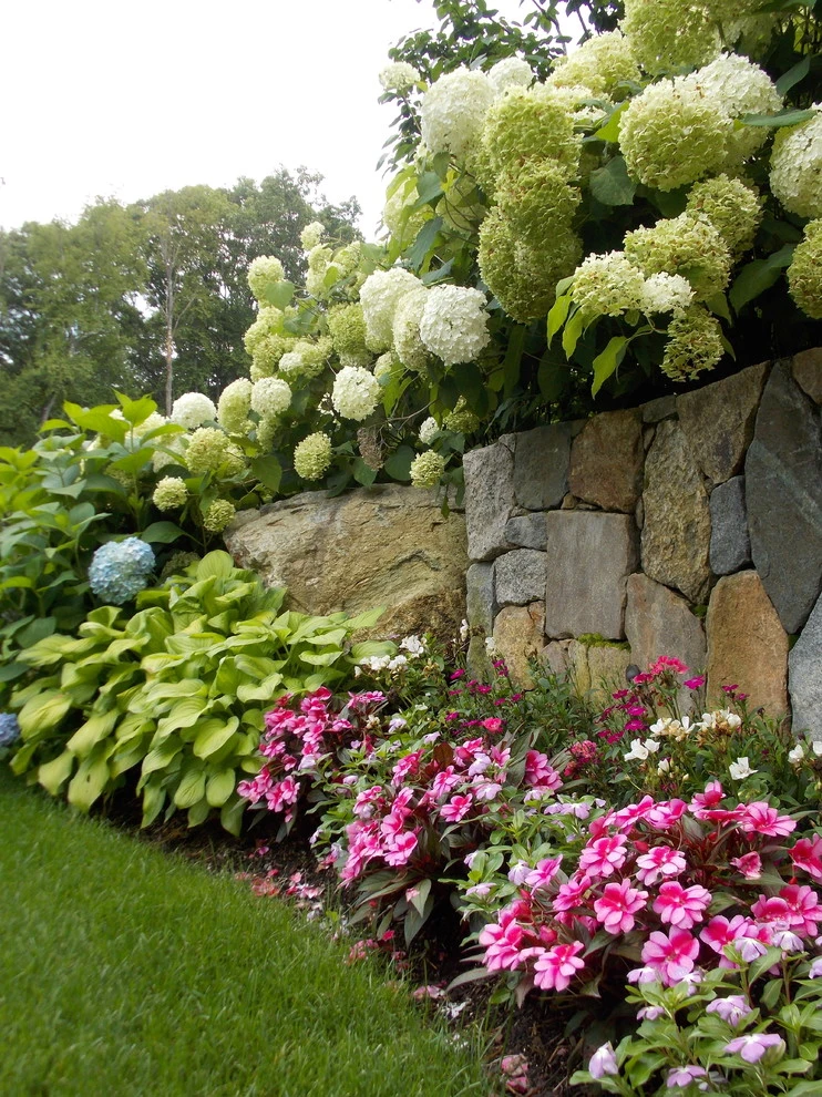 Weston Residence by Lynch Landscape And Tree Service, Inc. - Photo 5