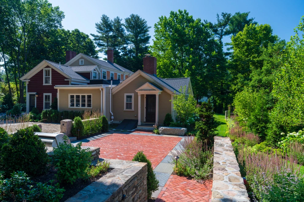 Benvenue Street by Lynch Landscape And Tree Service, Inc. - Photo 3