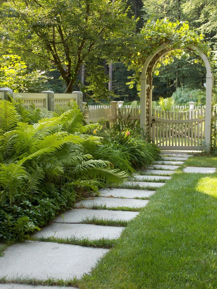 Sudbury Residence by Lynch Landscape And Tree Service, Inc. - Photo 10