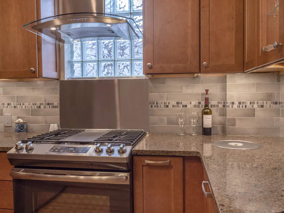 Bellevue Kitchen by HD Squared Architects, LLC - Photo 5