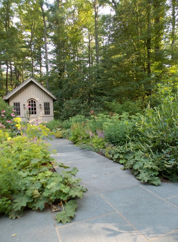Sudbury Residence by Lynch Landscape And Tree Service, Inc. - Photo 9