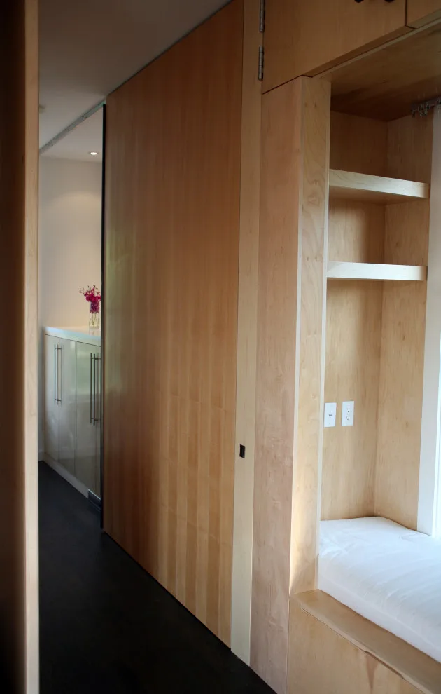 Bentley Residence by P O L I F I L O - Photo 3