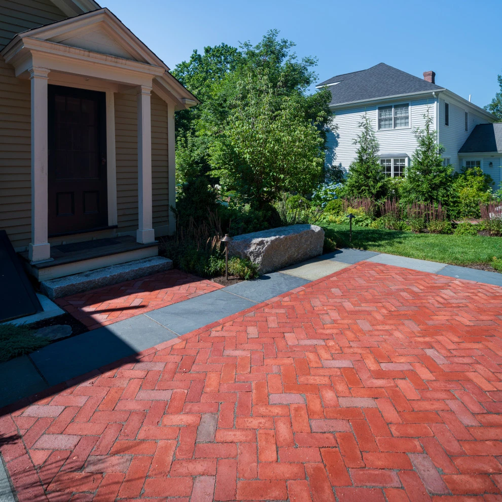 Benvenue Street by Lynch Landscape And Tree Service, Inc. - Photo 9