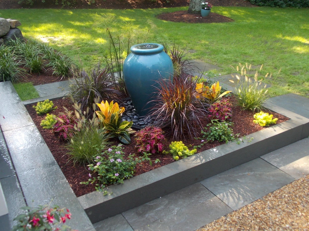 Sudbury Contemporary Oasis by Lynch Landscape And Tree Service, Inc. - Photo 4