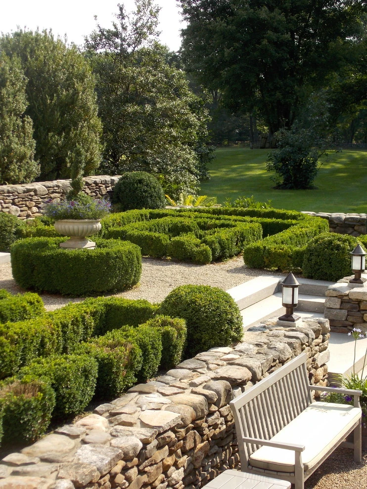 Sudbury Residence by Lynch Landscape And Tree Service, Inc. - Photo 7