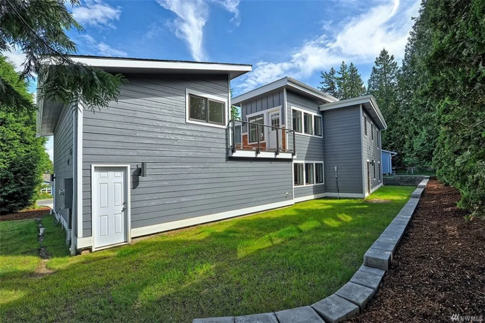Birch Bay Community Home by CLT Design/Build Inc. - Photo 9