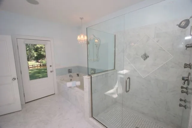 Monochrome Marble Bathroom by Esprit Design - Photo 2