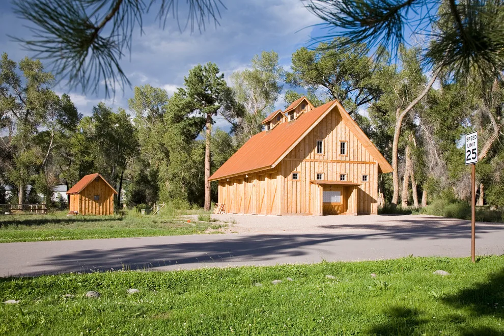 Land + Shelter - Photo 5