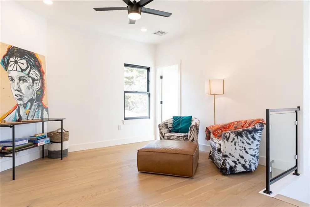 Brookhaven Revamp by Ryan Fogle, AIA - Goldy Architecture - Photo 12