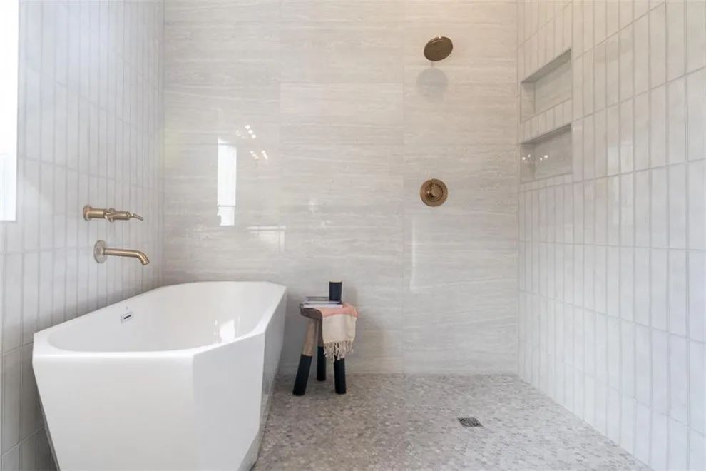 Ryan Fogle, AIA - Goldy Architecture - Photo 7