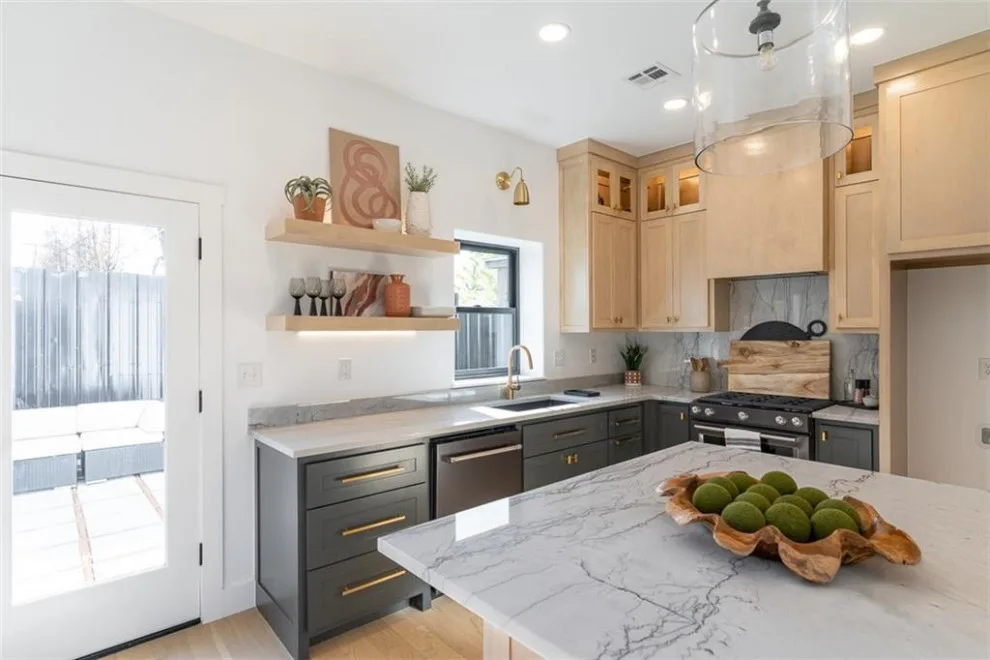 Brookhaven Revamp by Ryan Fogle, AIA - Goldy Architecture - Photo 3