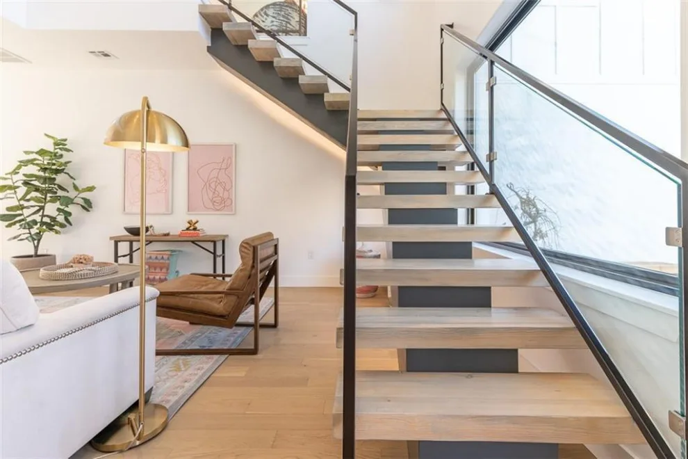 Ryan Fogle, AIA - Goldy Architecture - Photo 5