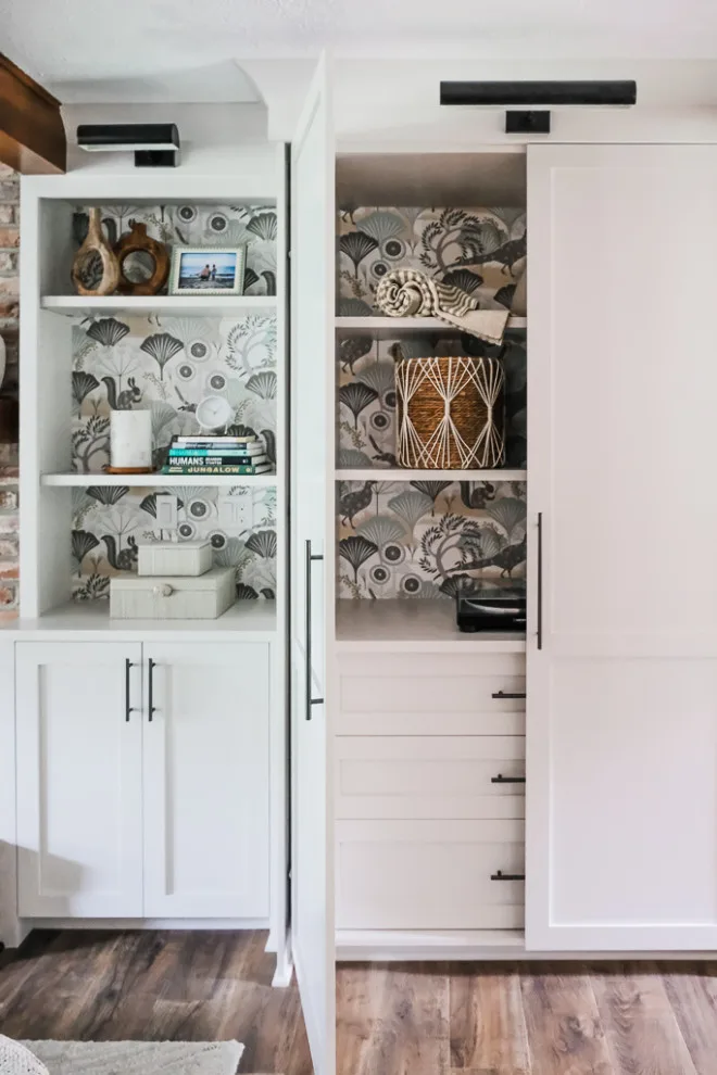 Integrated Wet Bar and Storage by Rockledge Design + Architecture - Photo 11