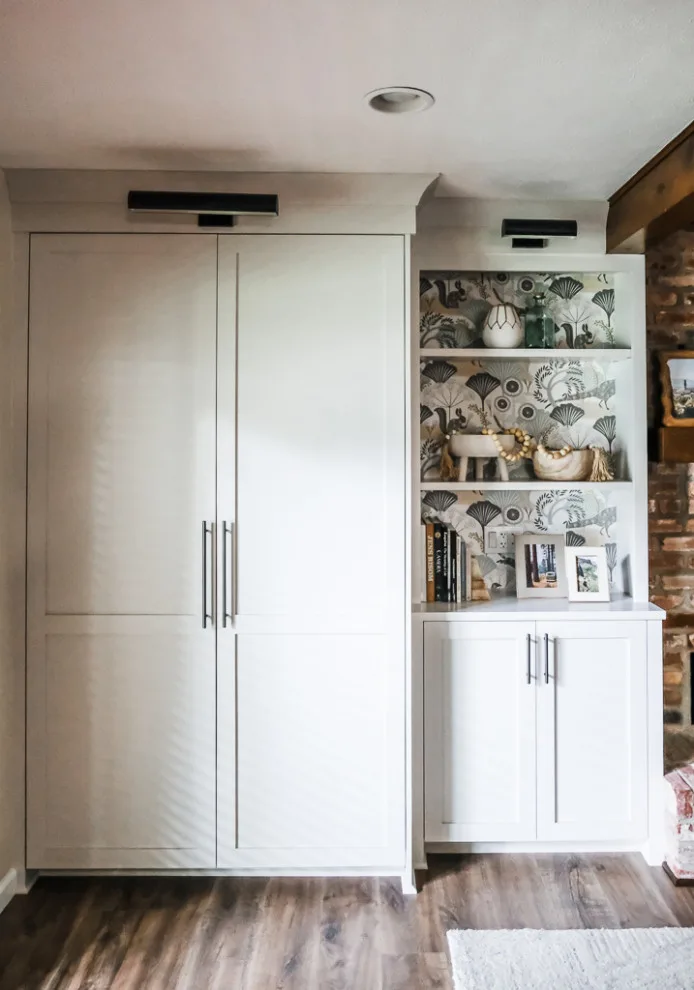 Integrated Wet Bar and Storage by Rockledge Design + Architecture - Photo 16