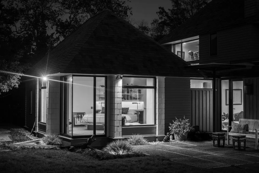 Contemporary Home Extension by David D. Quillin Architecture - Photo 7