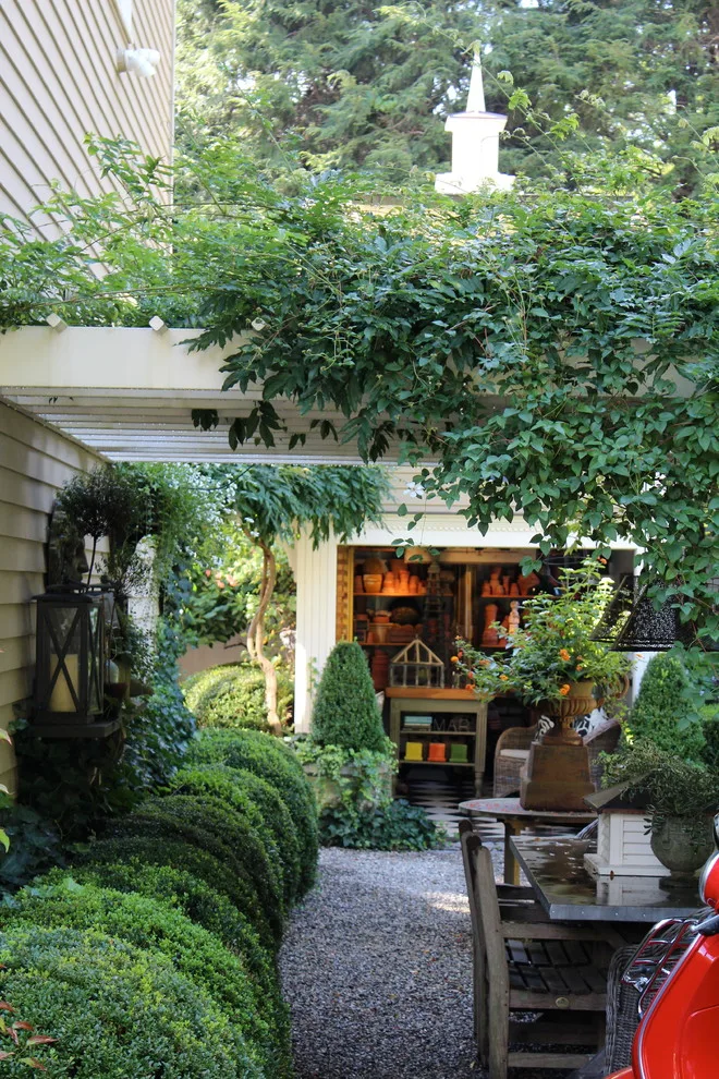 A YEAR-ROUND GARDEN STUDIO by MAR JENNINGS/S&J Multimedia LLC - Photo 4