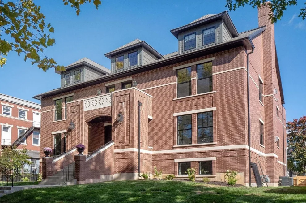 Central West End Quadplex by Curtiss W. Byrne Architect, LLC - Photo 3