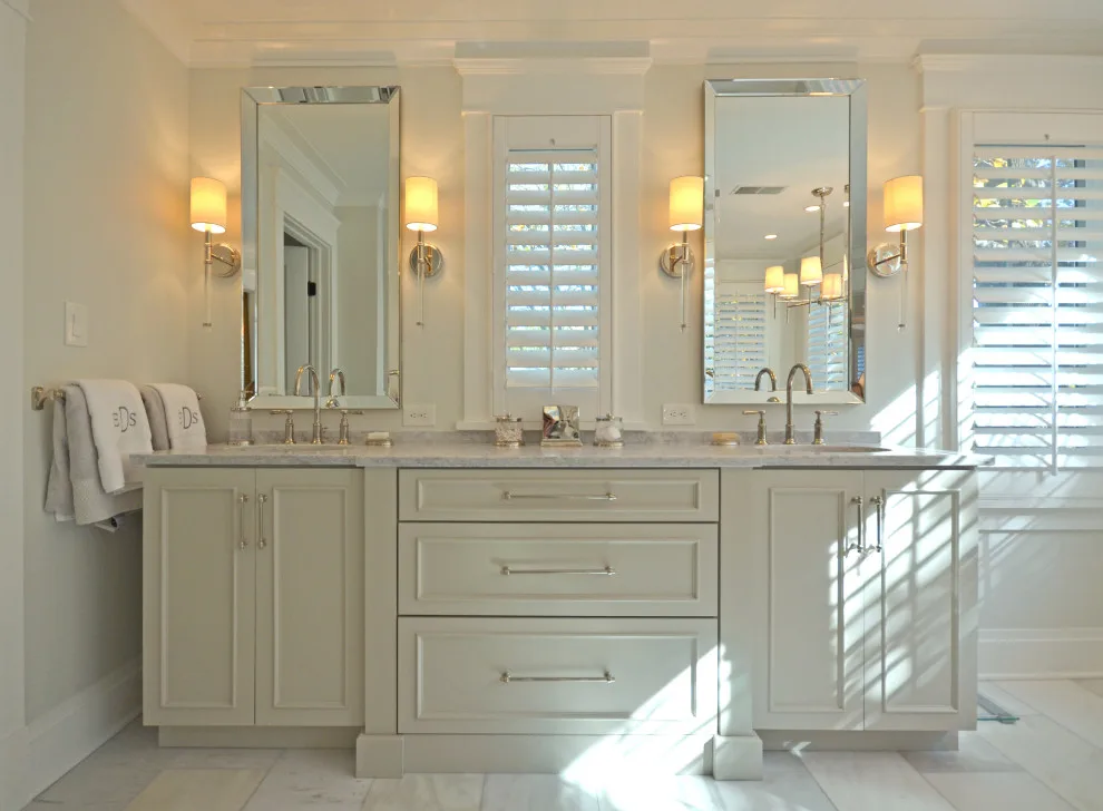 Elegant Colonial with Central Staircase by FitzHarris Designs, Architects + Designers - Photo 10