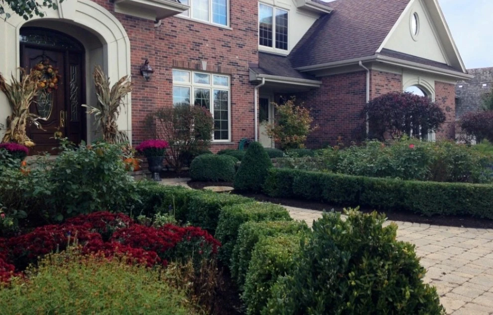 Front Entries & Walkways by Poul's Landscaping & Nursery, Inc. - Photo 4