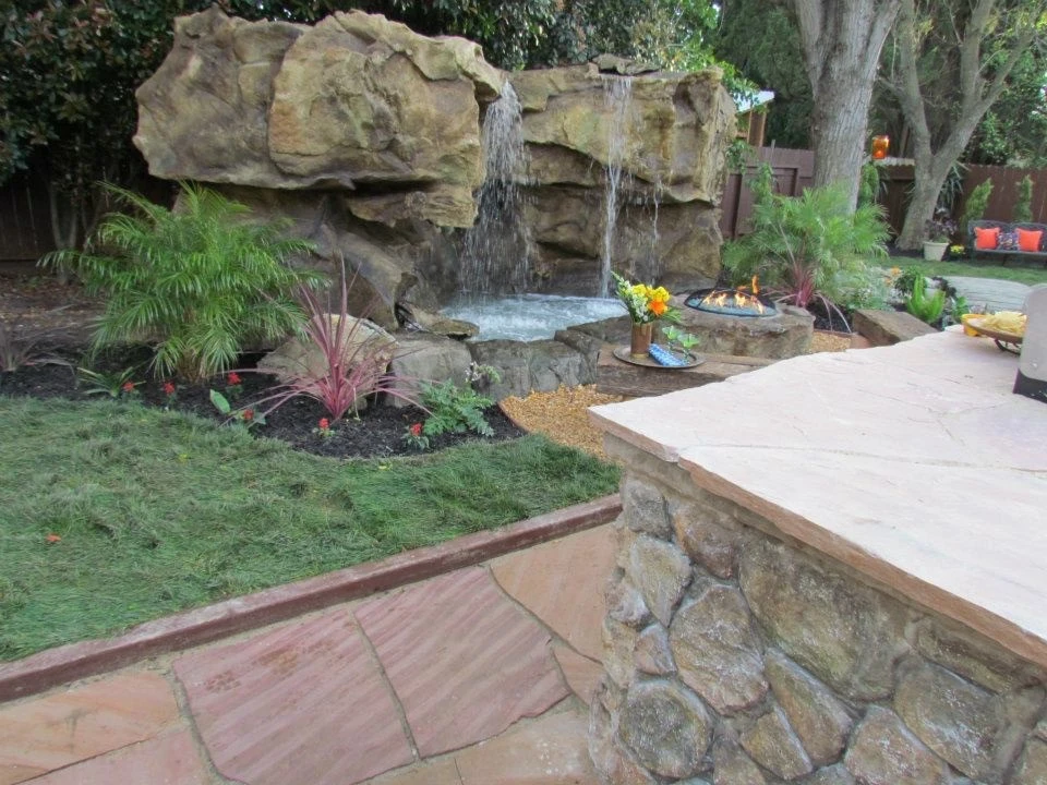 Pro Green Outdoors - Photo 9