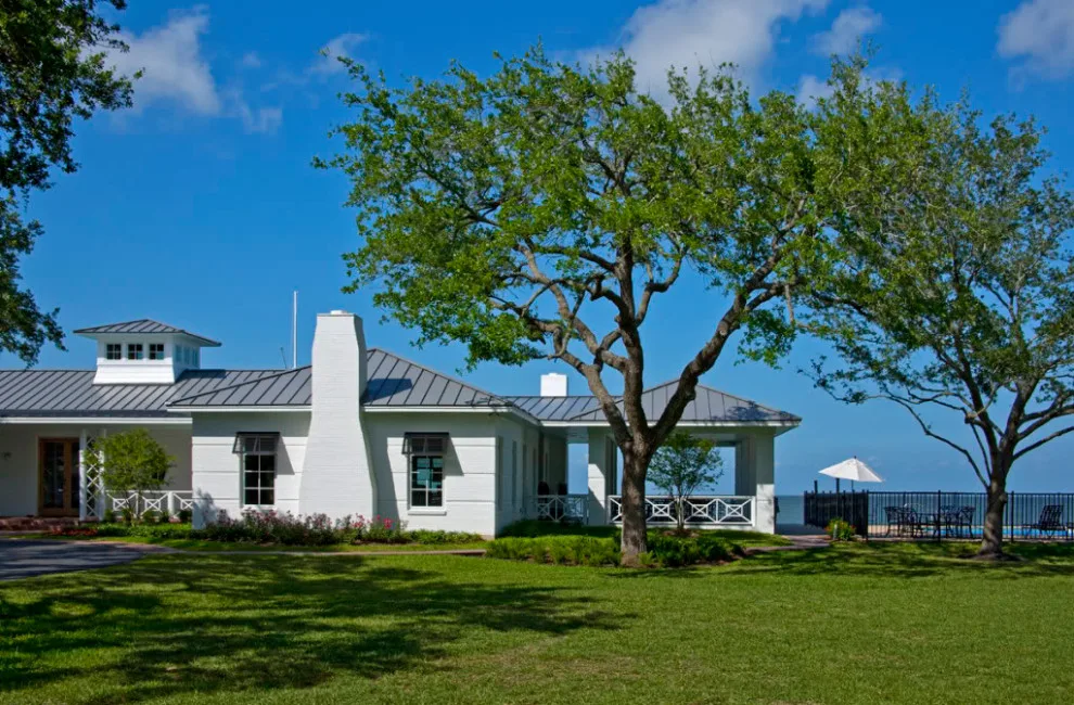 Bay Circle by Garland Architects, LLC - Photo 2