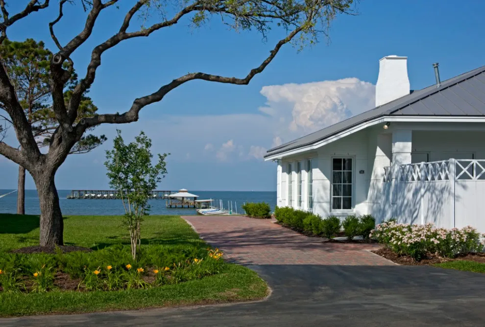 Bay Circle by Garland Architects, LLC - Photo 3