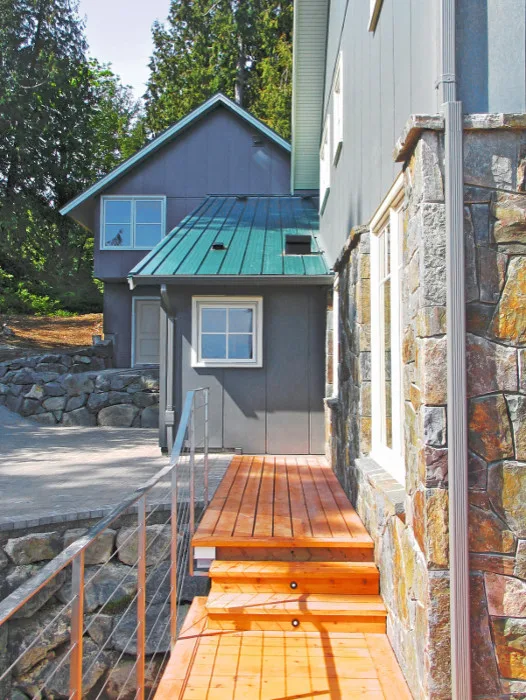 Vancouver Island Coastal Home by Tom Kuniholm Architects - Photo 14