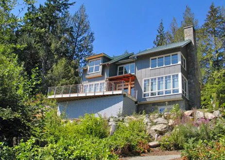 Vancouver Island Coastal Home by Tom Kuniholm Architects - Photo 10