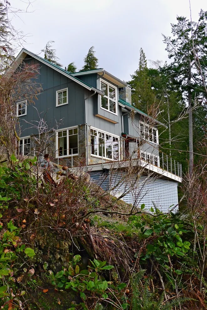 Vancouver Island Coastal Home by Tom Kuniholm Architects - Photo 22