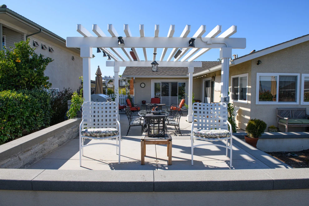 Wall by Rescom Landscaping, Inc. - Photo 17