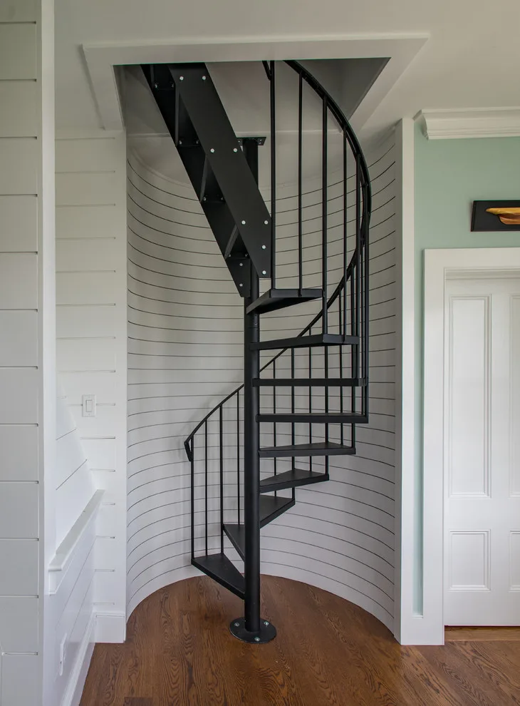 Victorian by the Coast - Marblehead by Cummings Architecture + Interiors - Photo 9