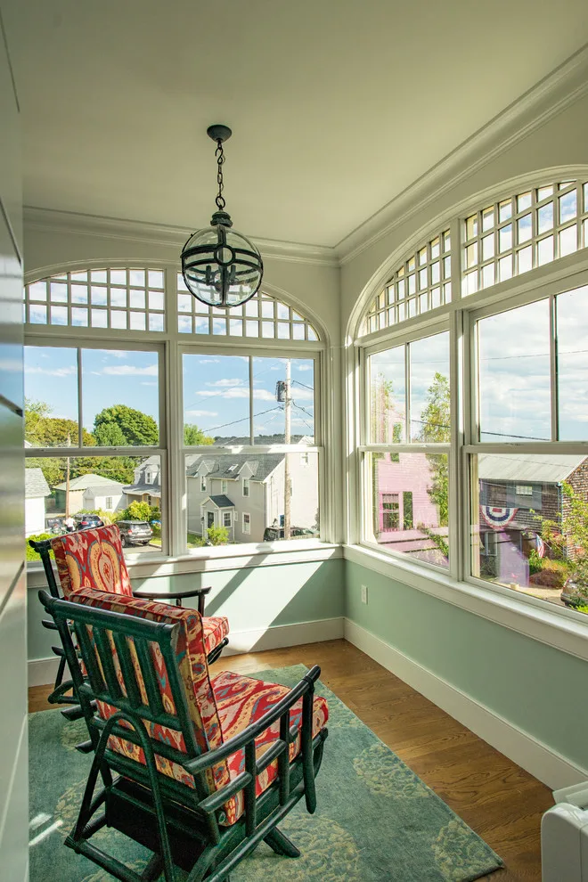Victorian by the Coast - Marblehead by Cummings Architecture + Interiors - Photo 2