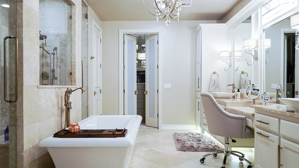 Cobblestone Lakeside Home by Jaggers Home Design - Photo 5