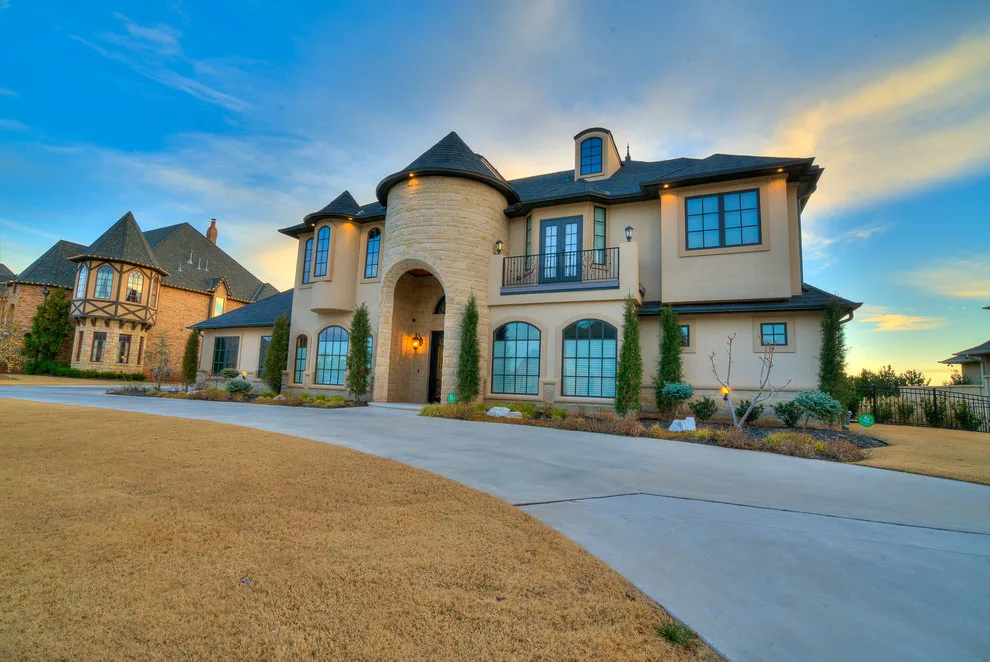 Cobblestone Lakeside Home by Jaggers Home Design - Photo 18