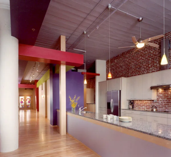 Vibrant Loft Apartment by Art & Architecture Inc - Photo 4