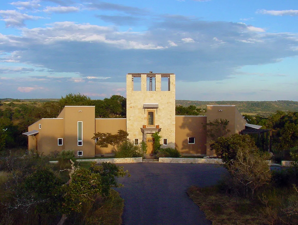Cozy Fortress by Ignacio Salas-Humara Architect LLC - Photo 6