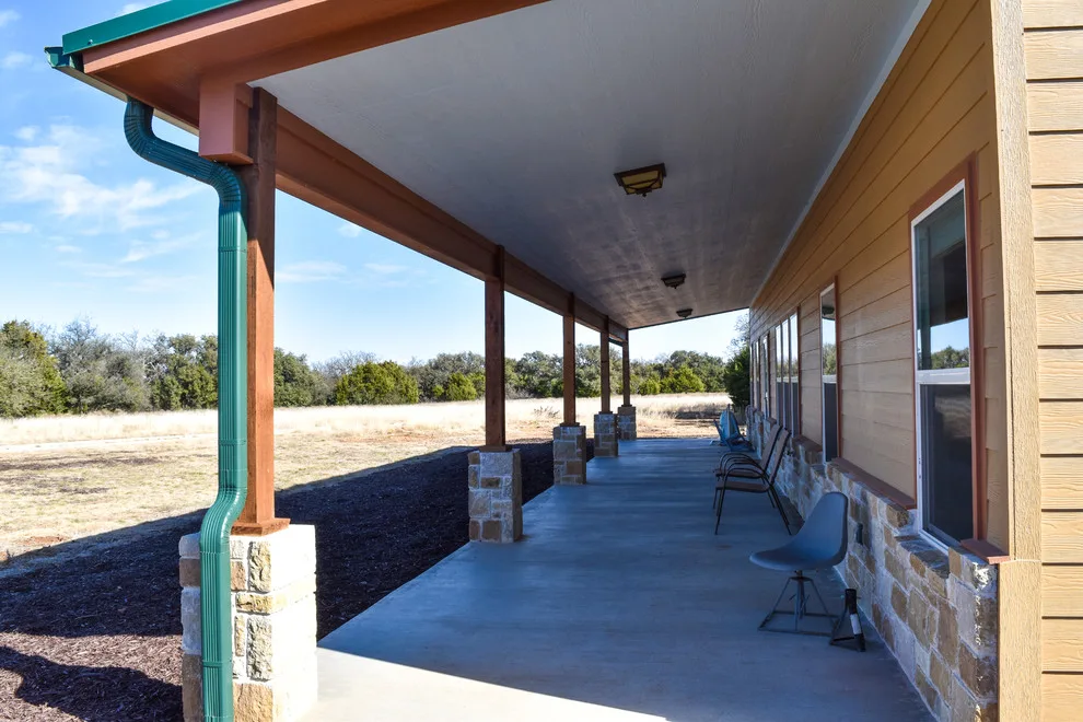 Western Graham by M&S Paris Construction Inc - Photo 7