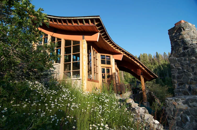 Bath House in Steamboat Springs, CO by Michael J. K. Olsen Architects - Photo 2