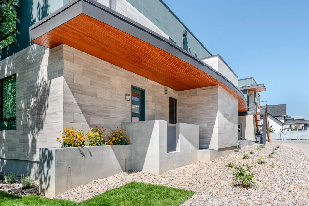 Longmont Style by F9 Productions Inc. - Photo 3