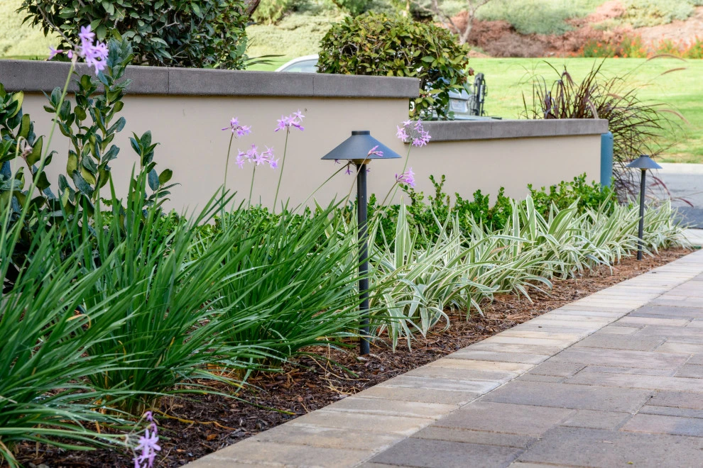 Chiaverini by Rescom Landscaping, Inc. - Photo 5