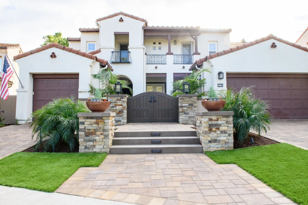 Chiaverini by Rescom Landscaping, Inc. - Photo 11