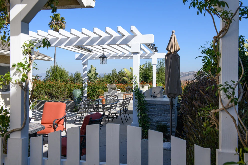Wall by Rescom Landscaping, Inc. - Photo 11