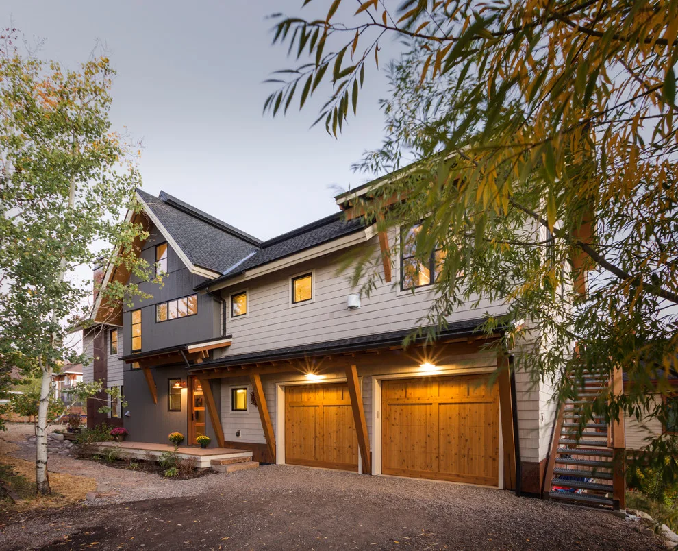 Larimer Street Craftsman Farmhouse by CRAFT Architecture Studio - Photo 3